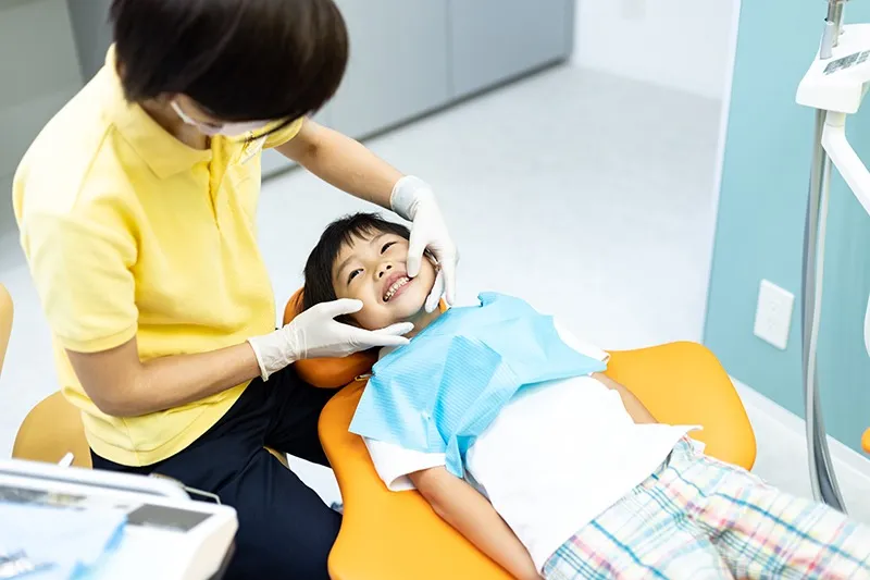 歯並びを整えるインビザライン治療